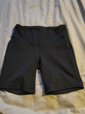 New Balance Black High-Rise Bike Shorts